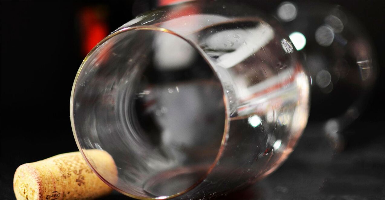Segno di alcolismo negli uomini